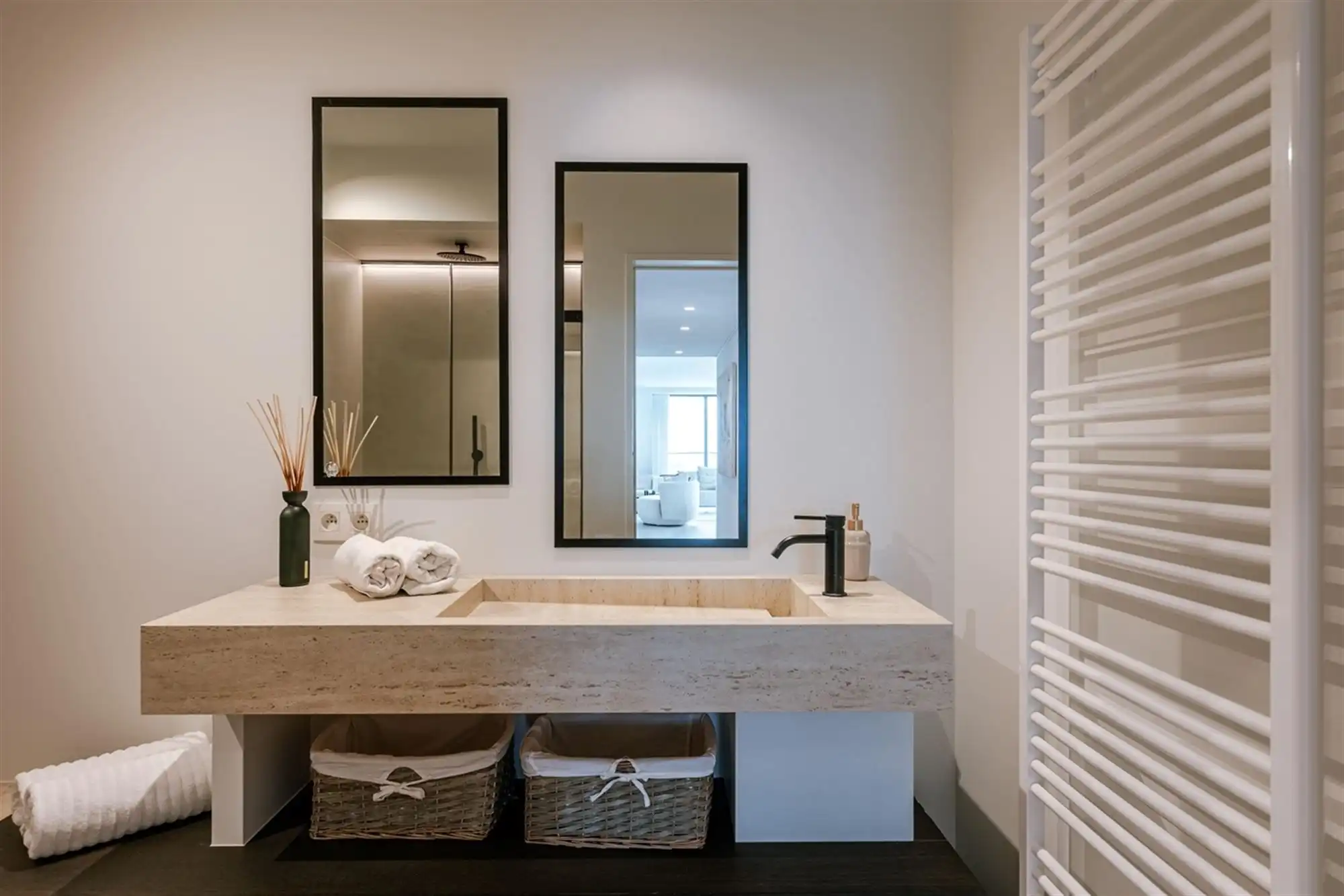 Luxueus appartement op de 22ste verdieping – Ensor Tower 1 foto 12