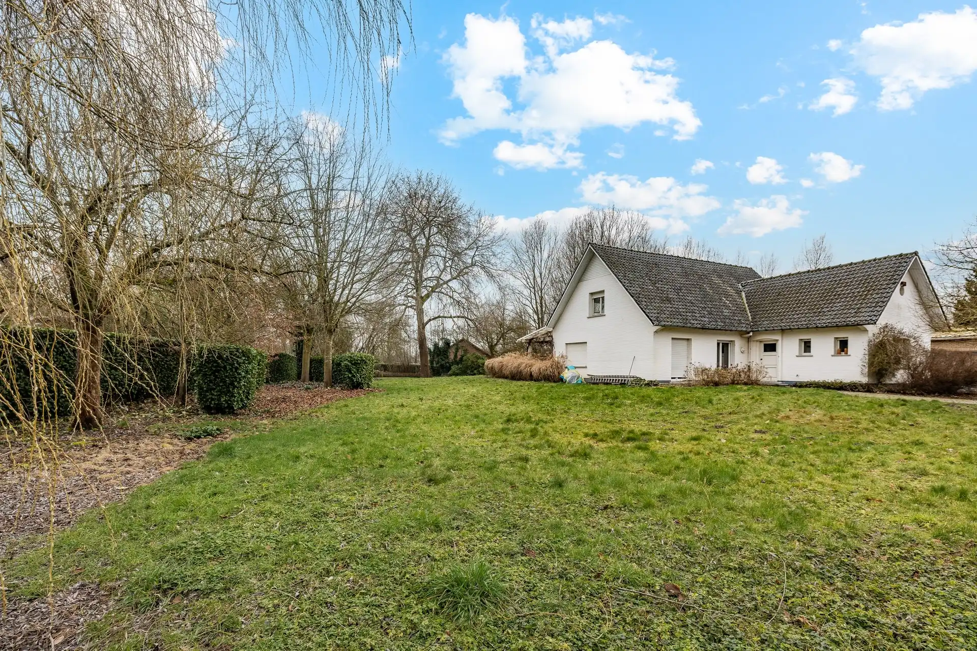 Bouwgrond voor open bebouwing - 1070m² foto 2