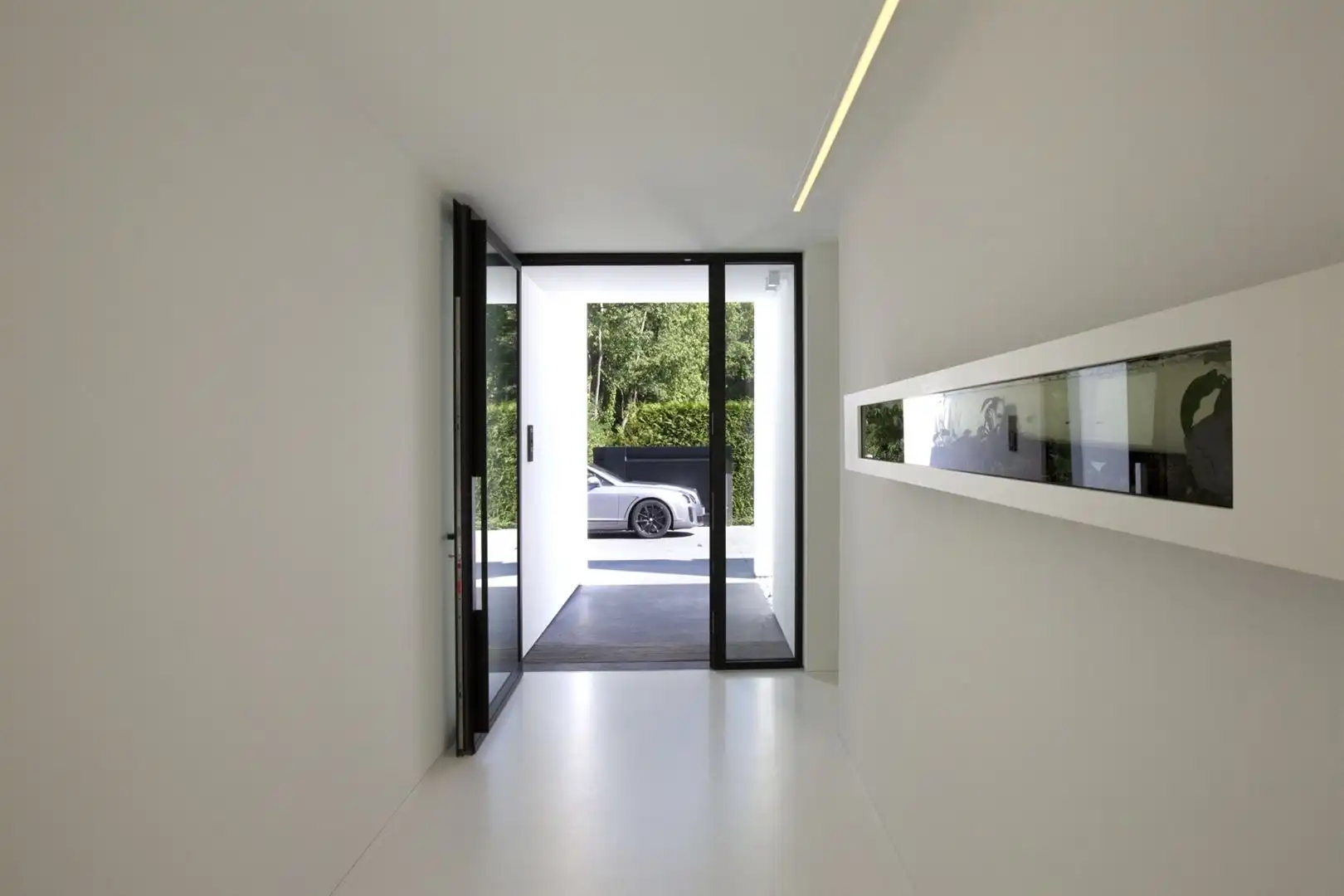 Exclusieve laagbouwvilla in residentiële buurt foto 24