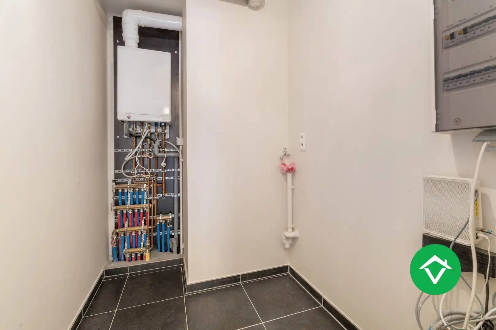 Instapklaar appartement met klassevolle afwerking te Kortemark (EPC-label A) foto 19