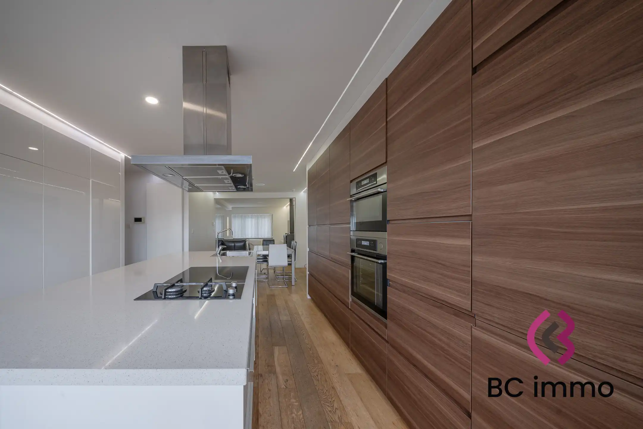 Exclusief duplex met zonneterras, designkeuken en hoogwaardige afwerking foto 7