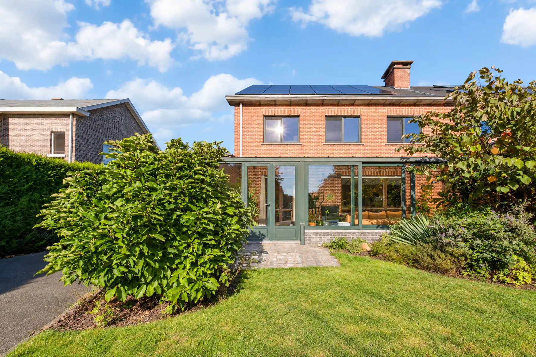 Instapklare, gerenoveerde woning met authentieke charme! foto 2