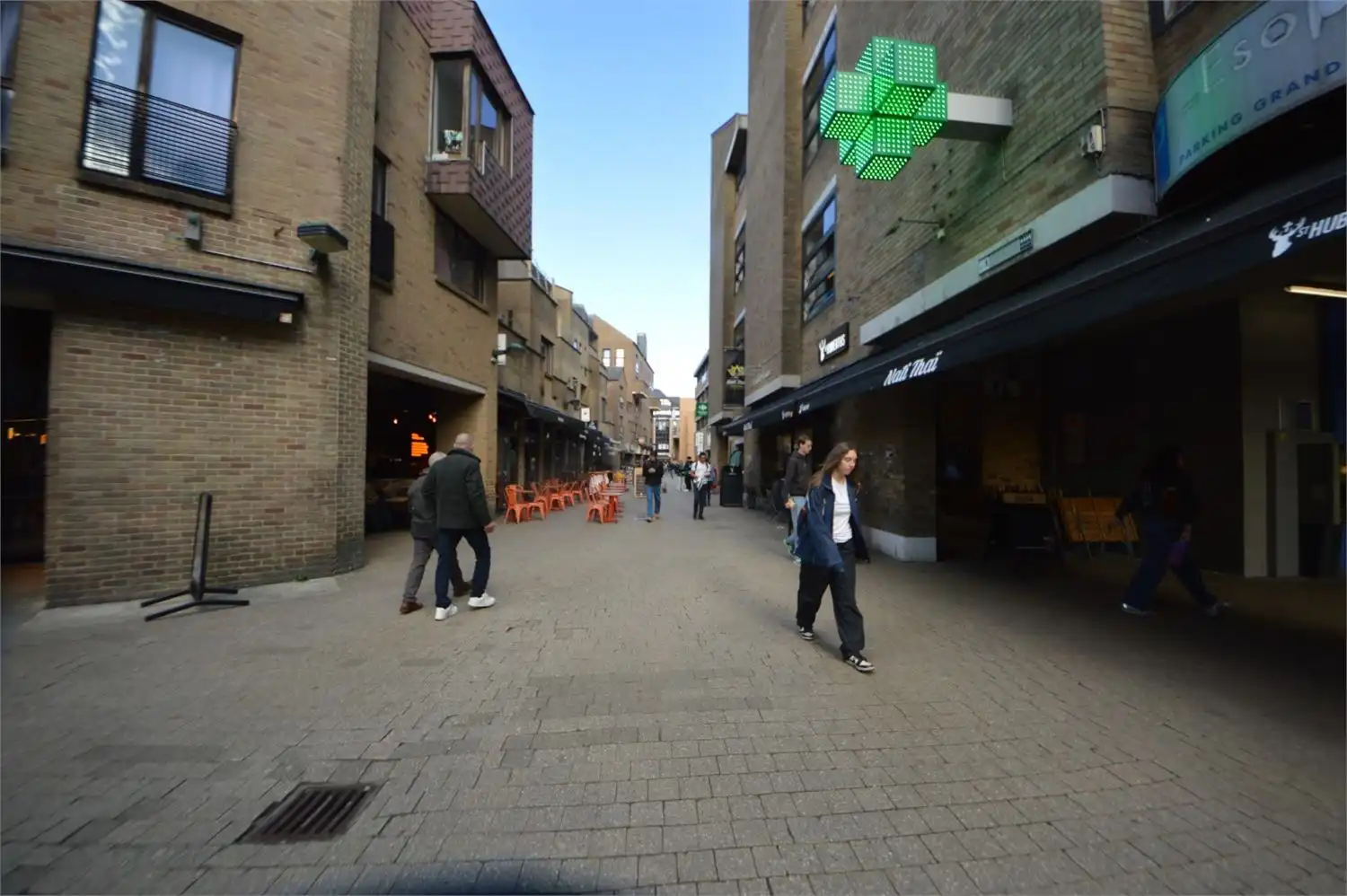 Bureaux prêts à emménager dans un immeuble moderne au 4e étage foto 19