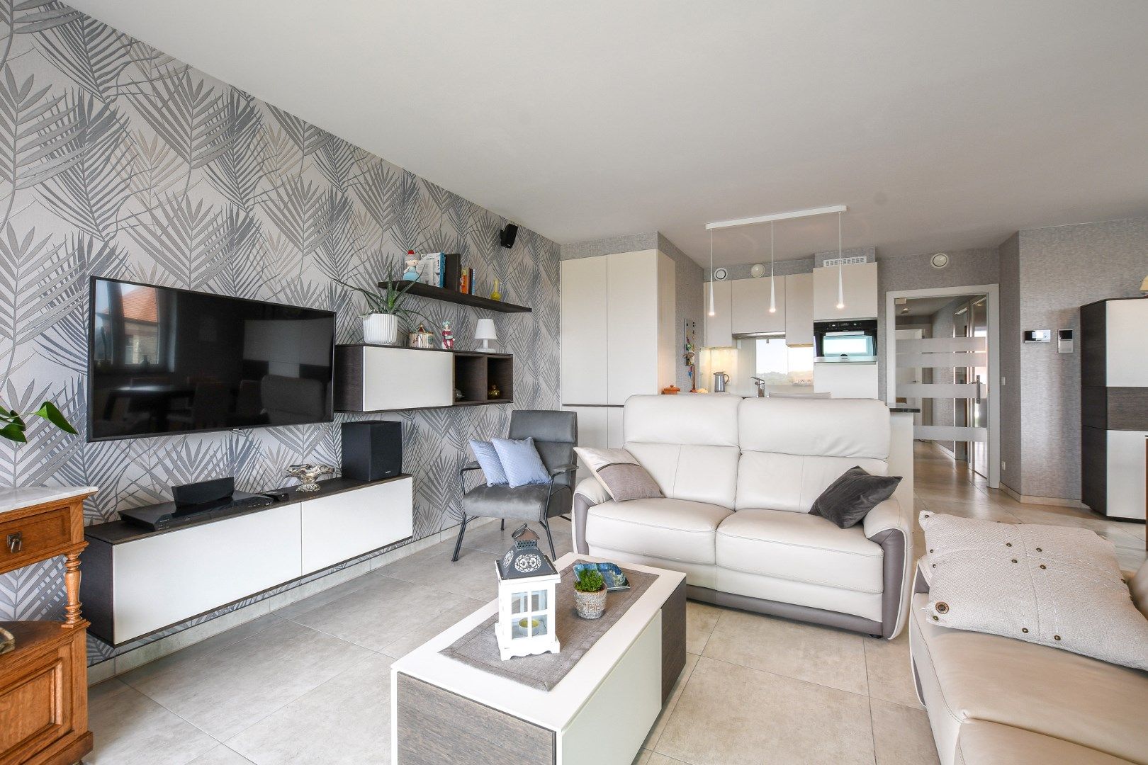 Modern 2-slaapkamerappartement met terras nabij duinen en strand, De Haan foto 6