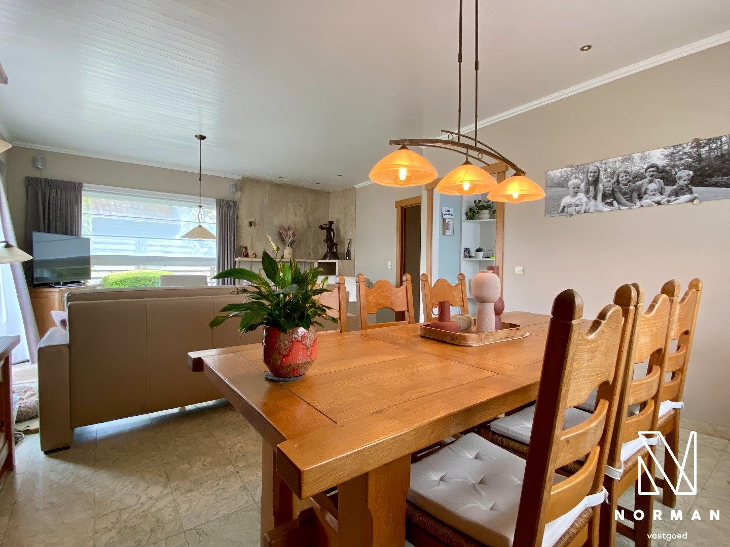 Gelijkvloerse alleenstaande woning in hartje van Hulste met 3 slaapkamers en garage foto 6