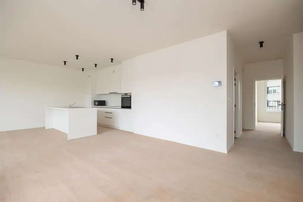 Ruim 3-slaapkamer appartement met luxe afwerking foto 6