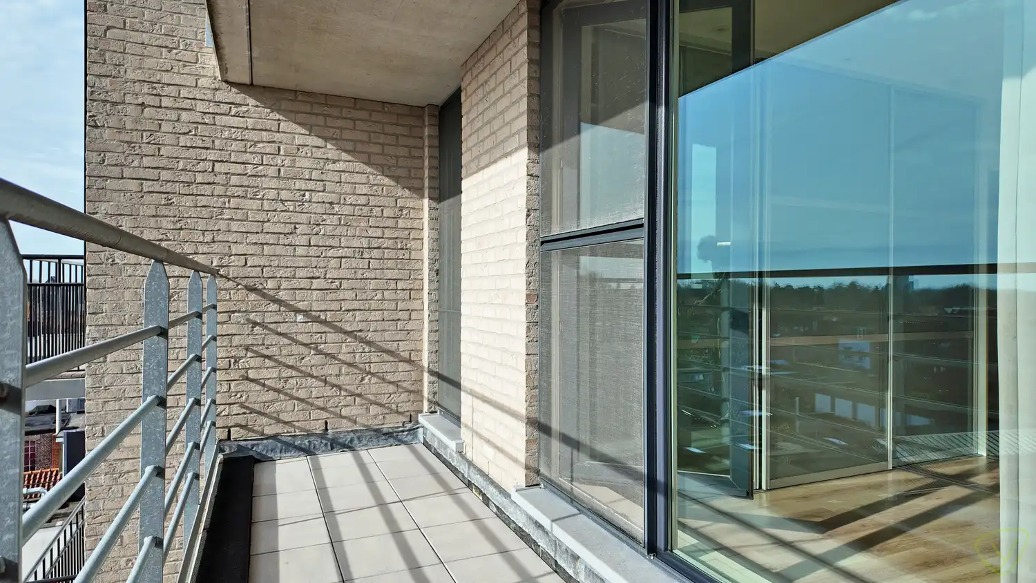 Lichtrijk appartement met panoramisch uitzicht op de Markt van Eeklo! foto 22