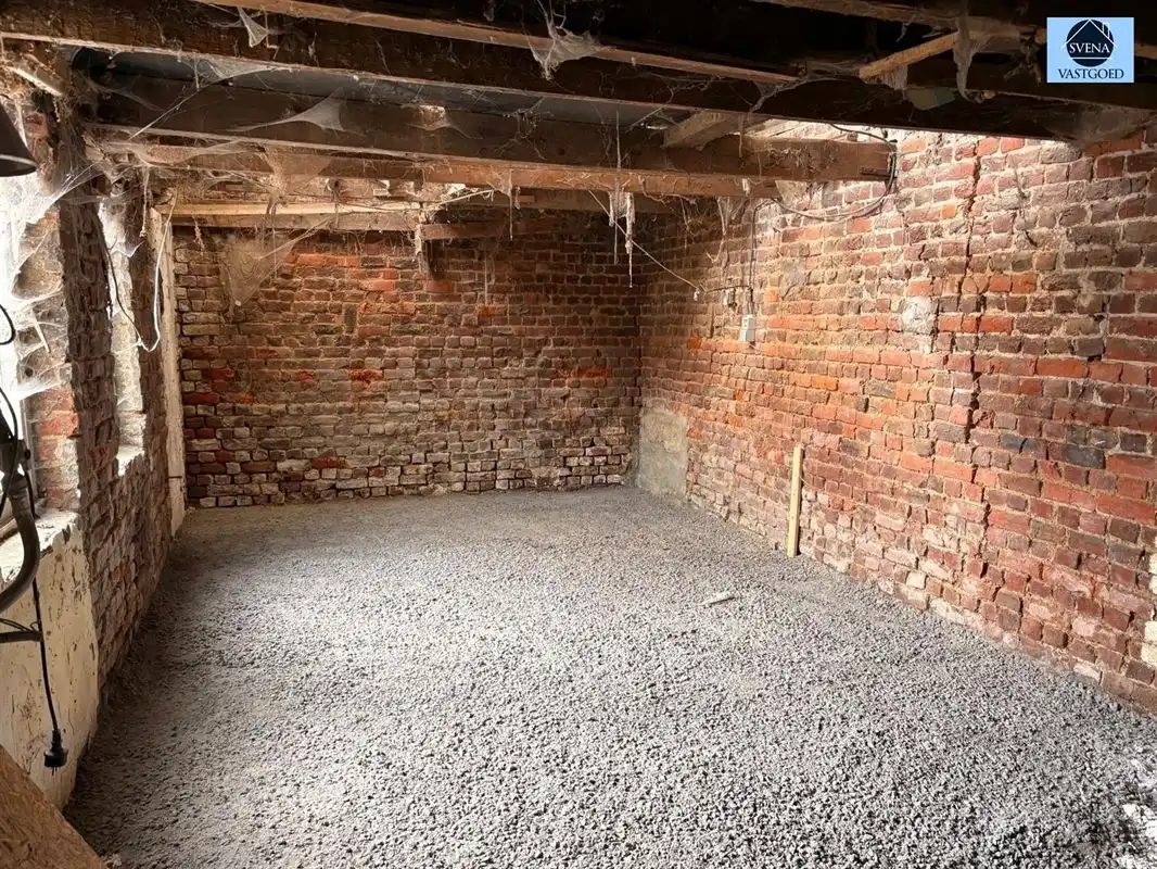 TE RENOVEREN WONING foto 6