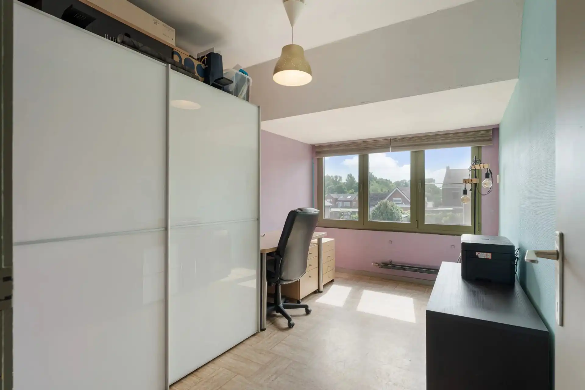 Vernieuwde gezinswoning met tuin en dubbele garage te Herk-de-Stad foto 9