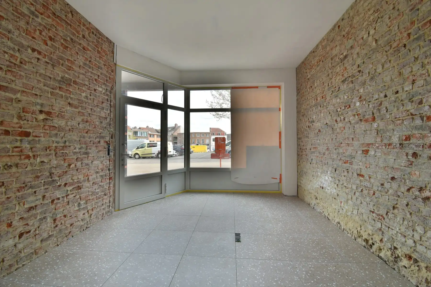 POP-UP Commercieel gelijkvloers in centrum Hoeilaart foto 3