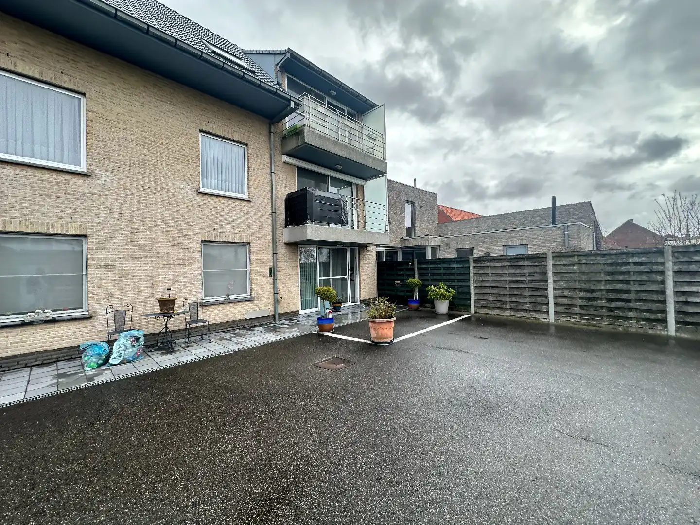 Ruim appartement op de eerste verdieping met twee slaapkamers en zonnig terras foto 13