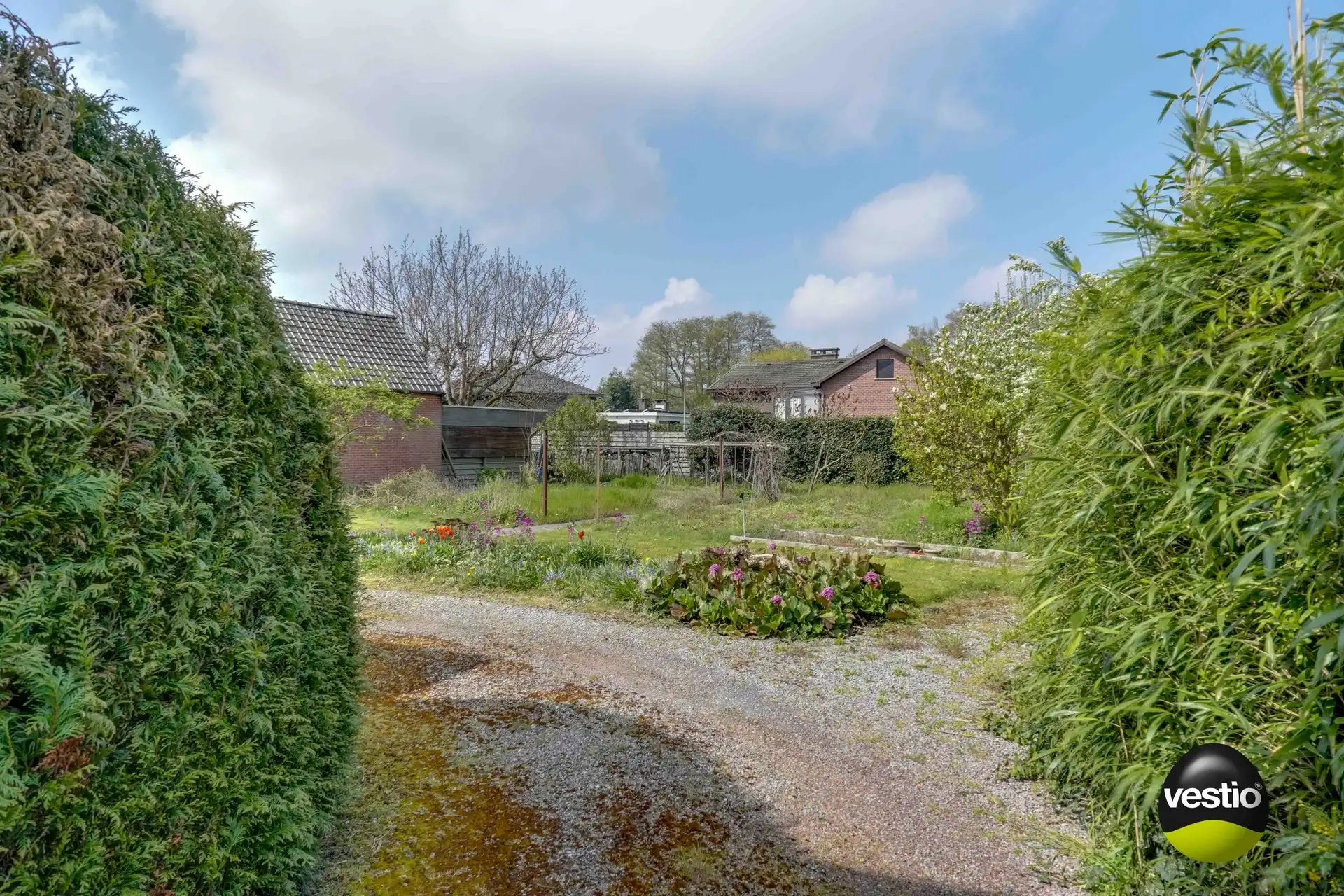 RUSTIG GELEGEN WONING OP 9,64 ARE foto 35