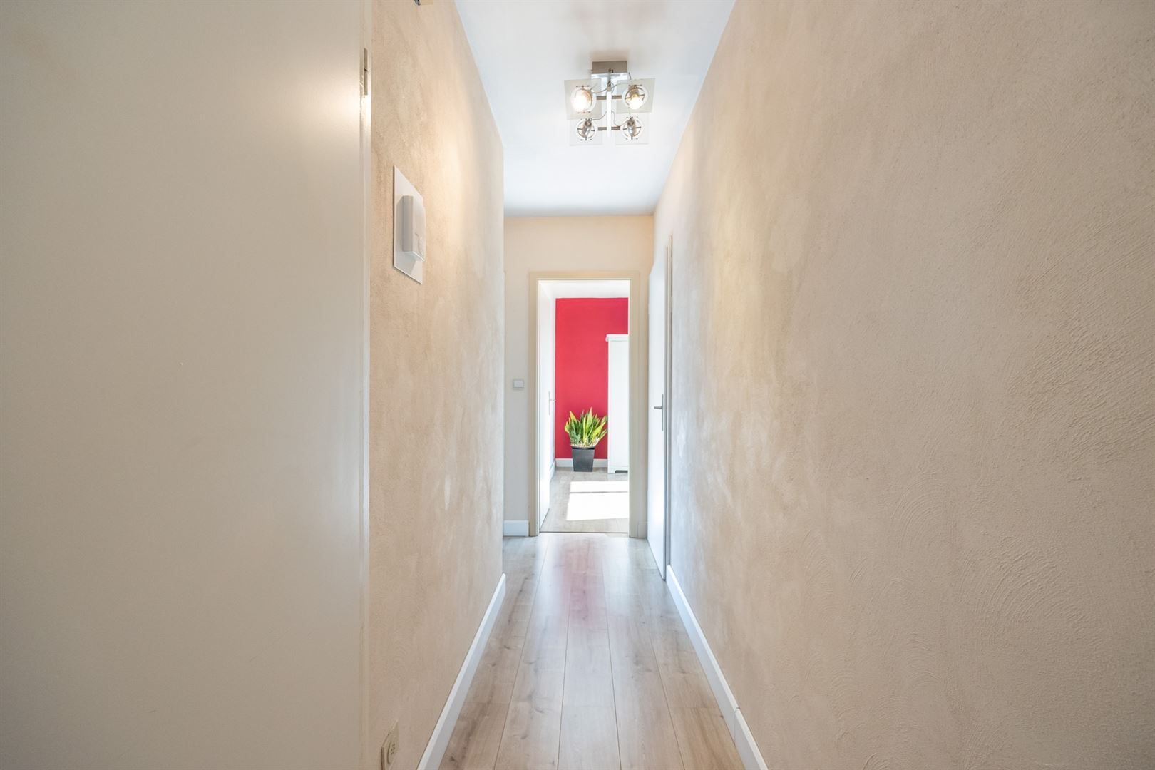 Dakappartement met 2 terrassen & garage foto 8