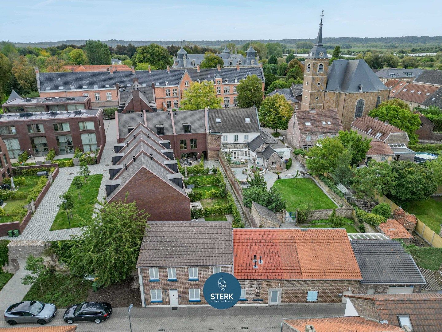CHARMANTE GEZINSWONING MET 3 SLPKS IN HARTJE OUD-REKEM !  foto 4