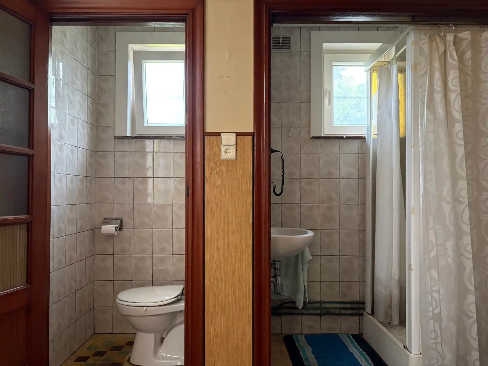 Te renoveren woning in een rustige buurt foto 9