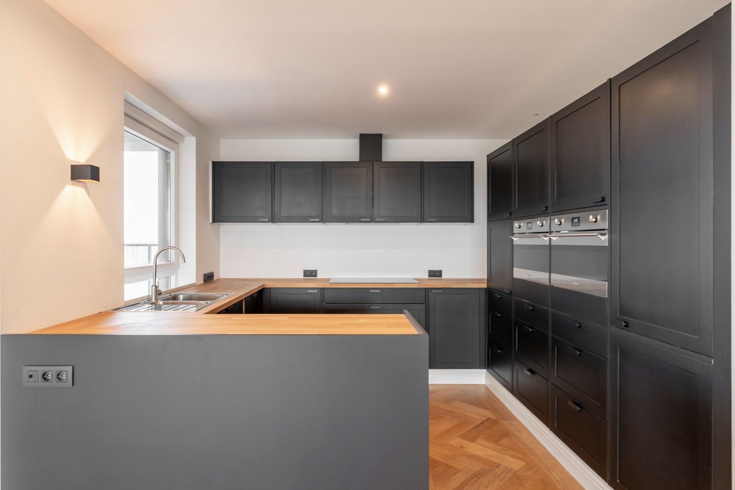 Exclusief appartement in de stadsrand van Sint-Truiden foto 9