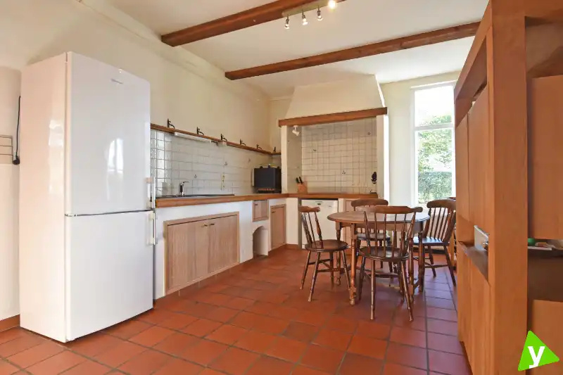 Idyllische woning met prachtige tuin foto 5