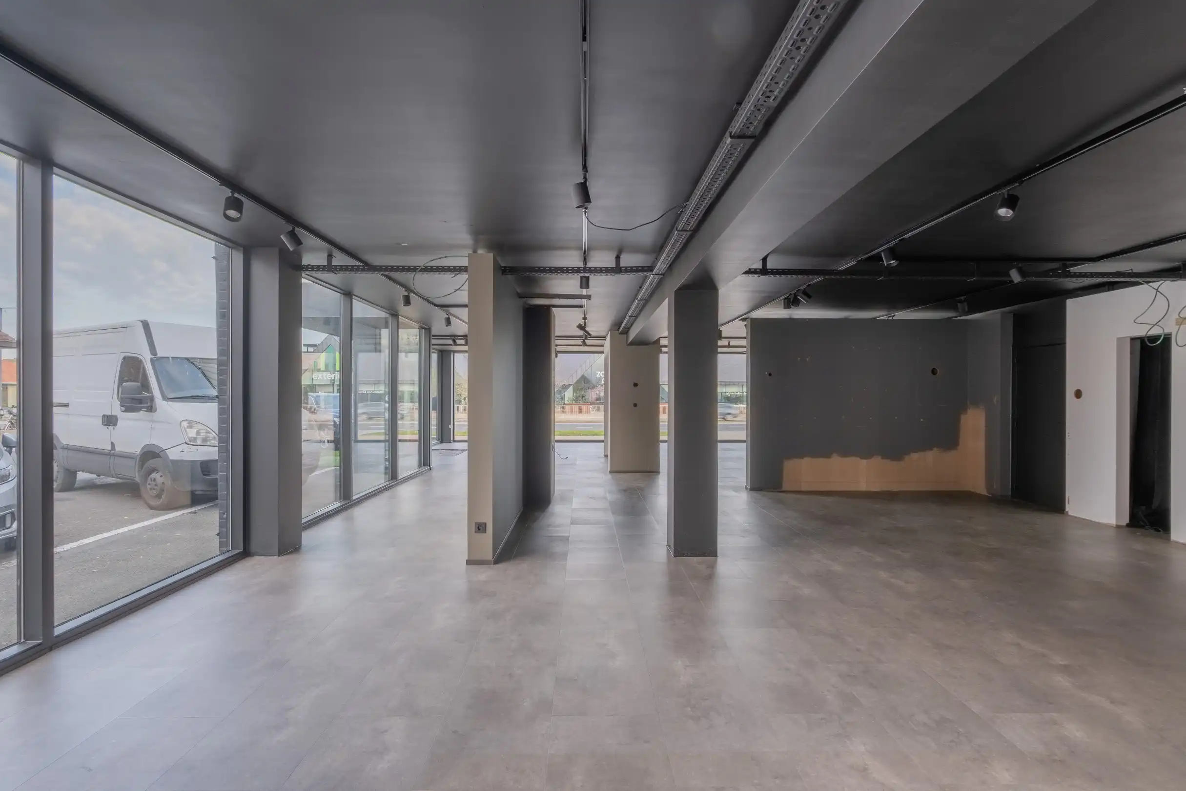 Groot winkelpand van ca. 300m² te Knokke  foto 6