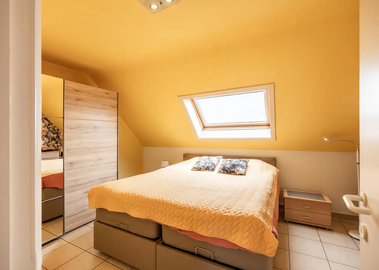 Ruim duplexappartement met 3 slaapkamers en zonnig terras foto 15