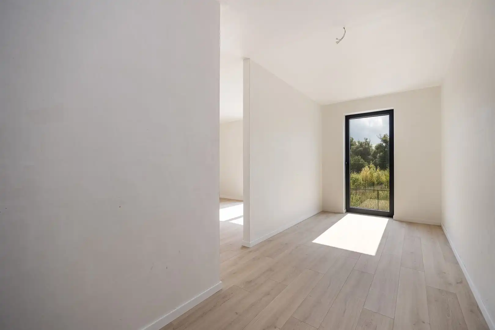 Duurzame, halfopen nieuwbouwbouwing op zuidwest perceel.  foto 21