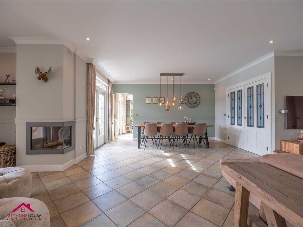 Landelijke villawoning met dubbele vrijstaande garage foto 25