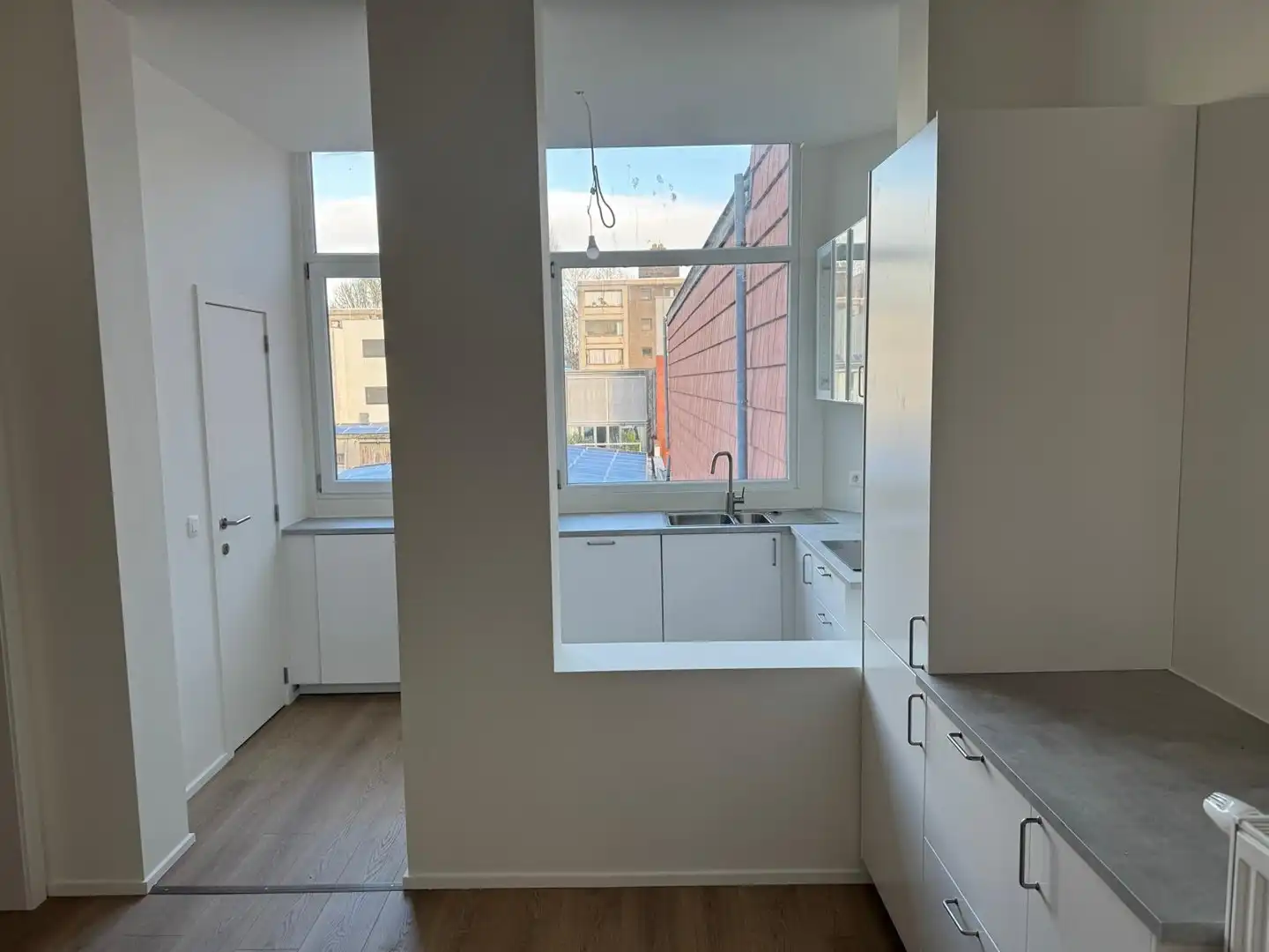 GERENOVEERD APPARTEMENT -2 SLAAPKAMERS foto 8