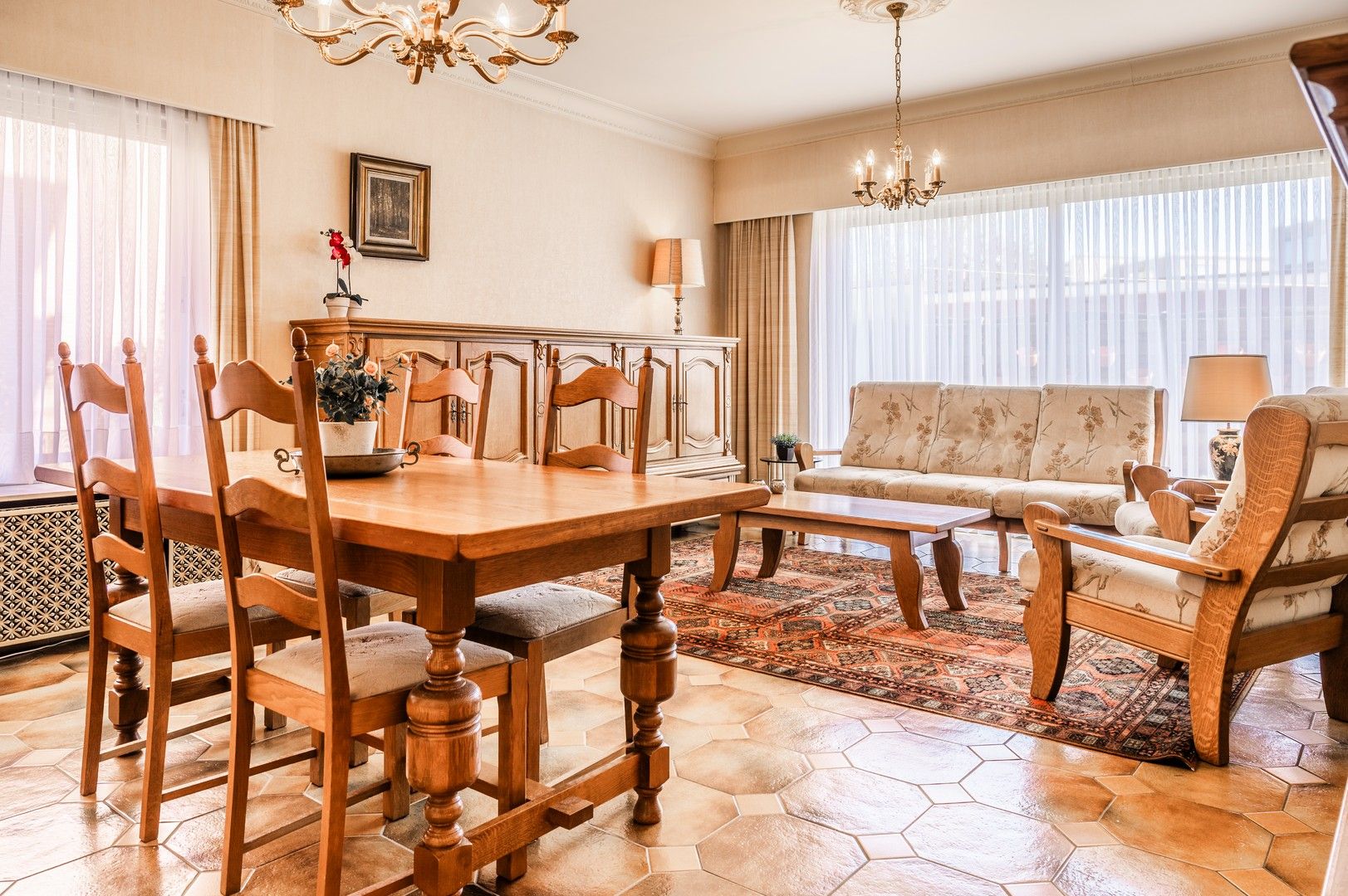 Gelijkvloers appartement met terras en garagebox! foto 4