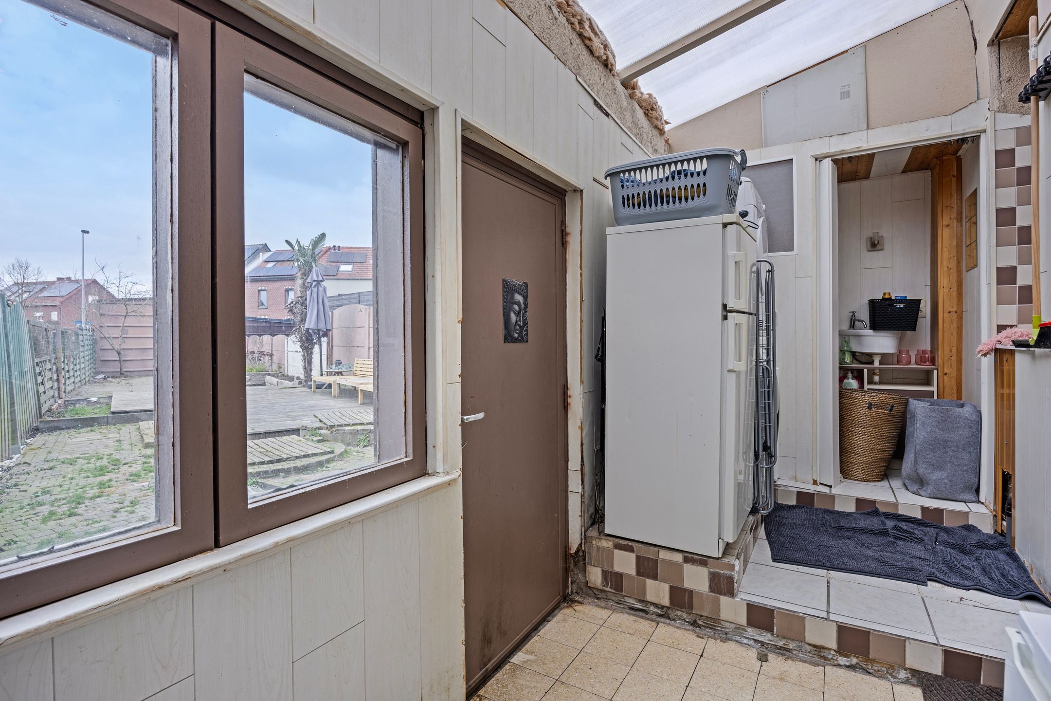 Charmante woning met omheinde tuin en garage foto 19