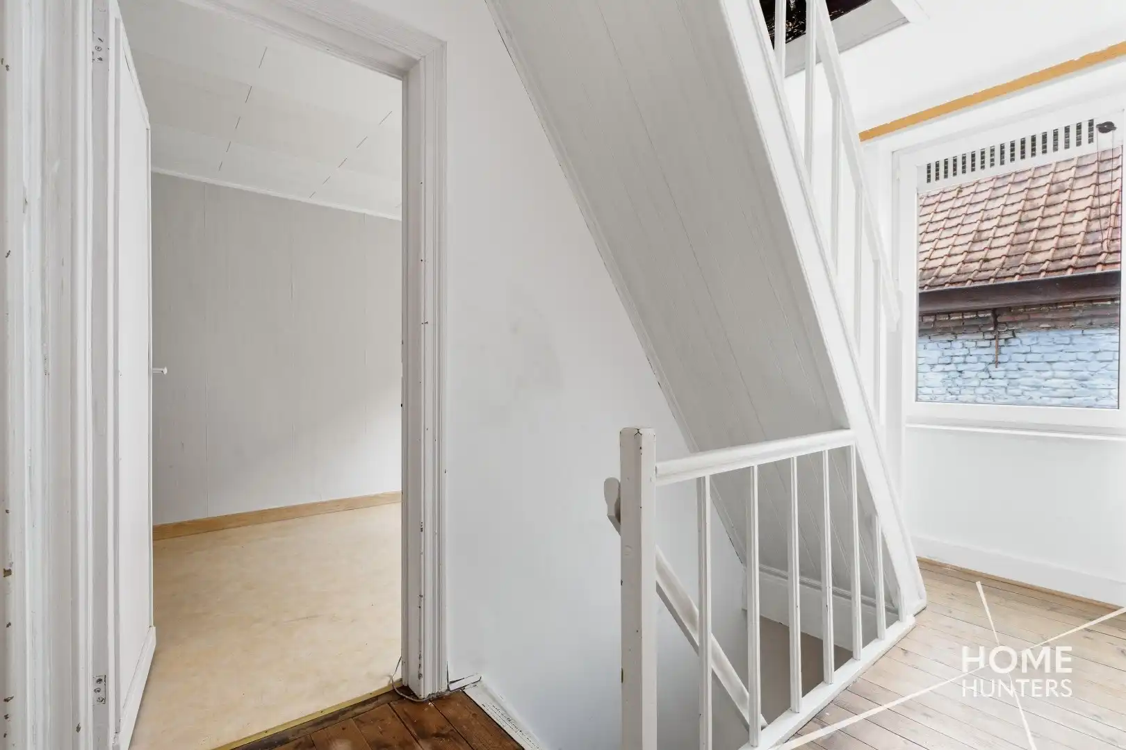 Ruime halfopen bebouwing met 4 slaapkamers in het hart van Diksmuide! foto 8