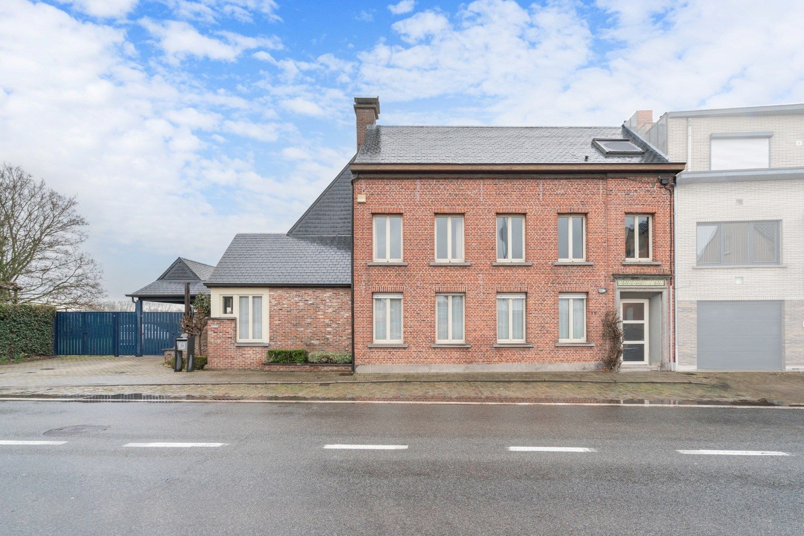 Prachtig herenhuis met 3 slaapkamers in Wichelen foto 1