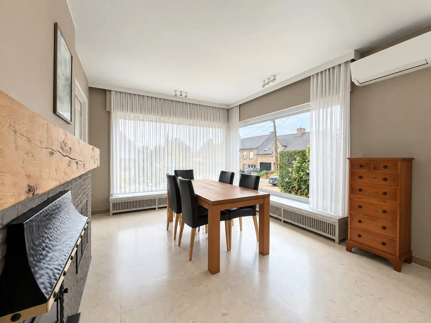 Moorslede – Halfopen woning met 5 slaapkamers en gezellige tuin foto 4