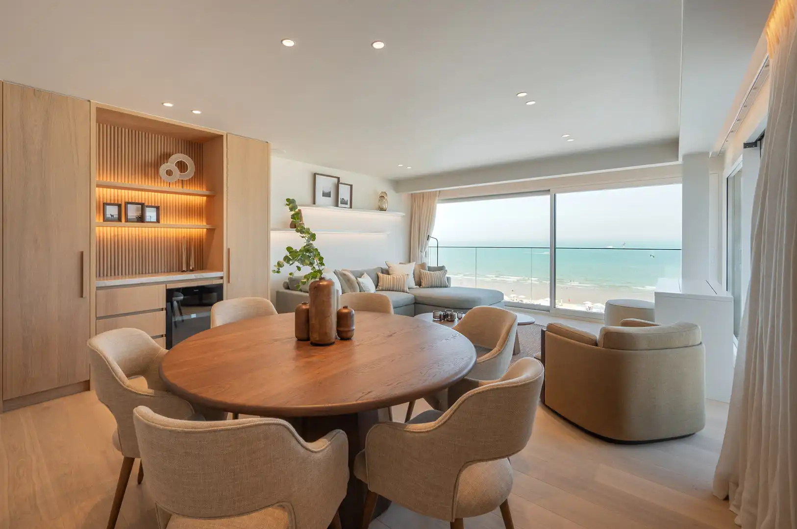 Prachtig hoekappartement met frontaal zeezicht op de Zeedijk-Het Zoute foto 14