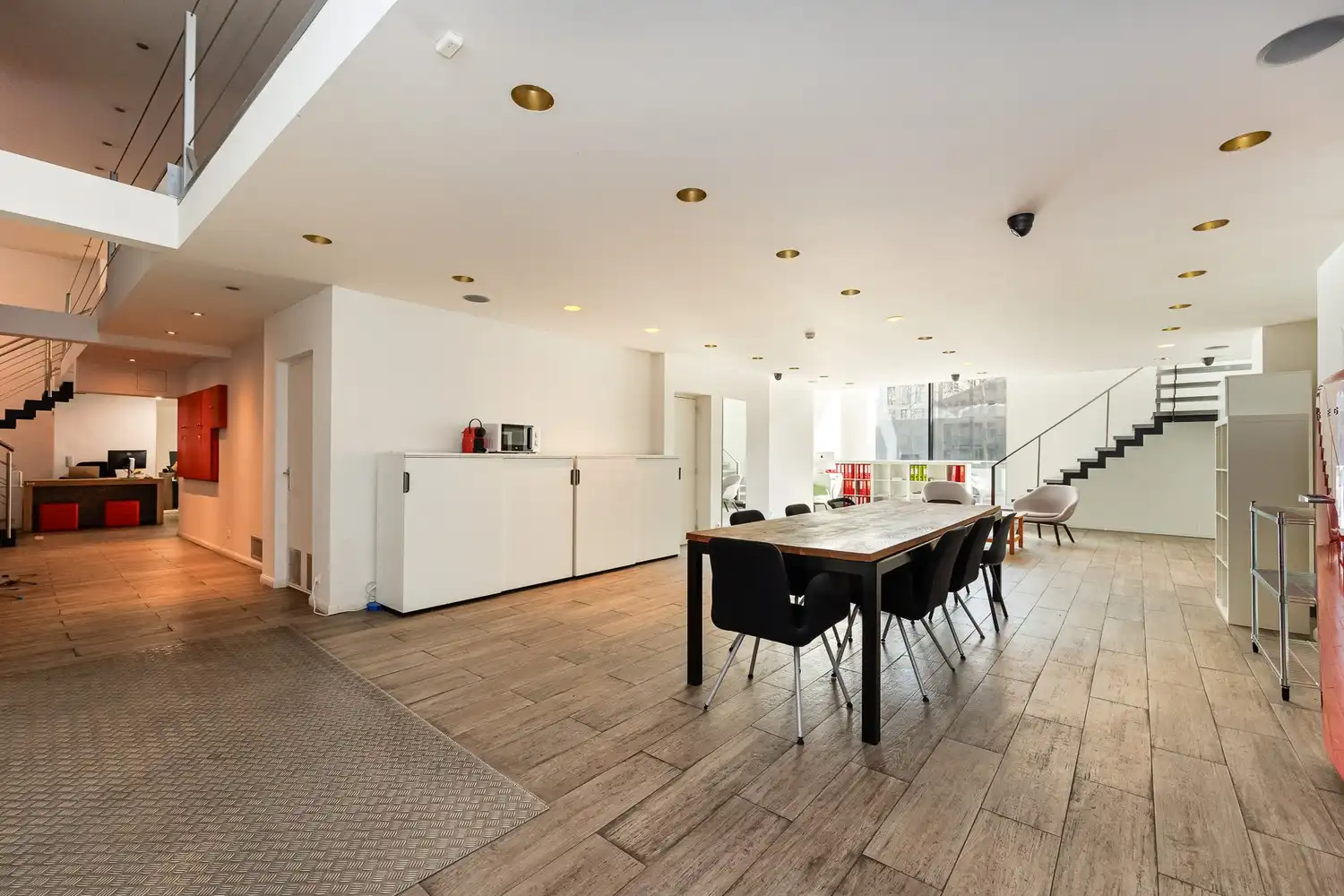 Zeer ruim handelspand van 341 m² in hartje Antwerpen! foto 11