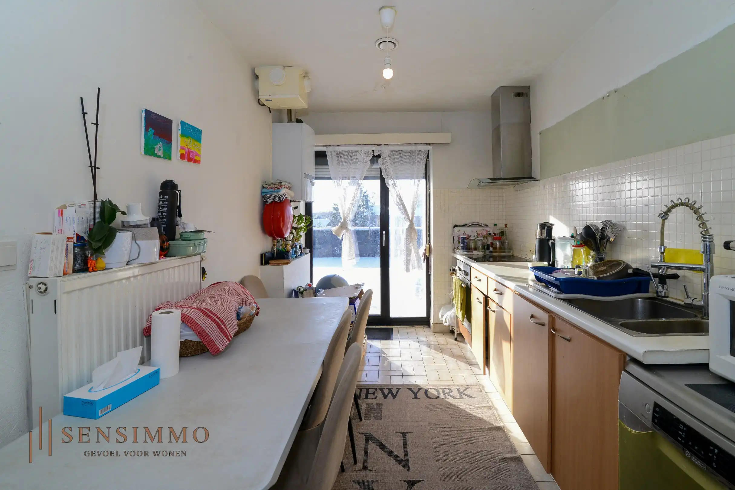 Tweeslaapkamer appartement van 94m² met terras, parking en kelderberging foto 6