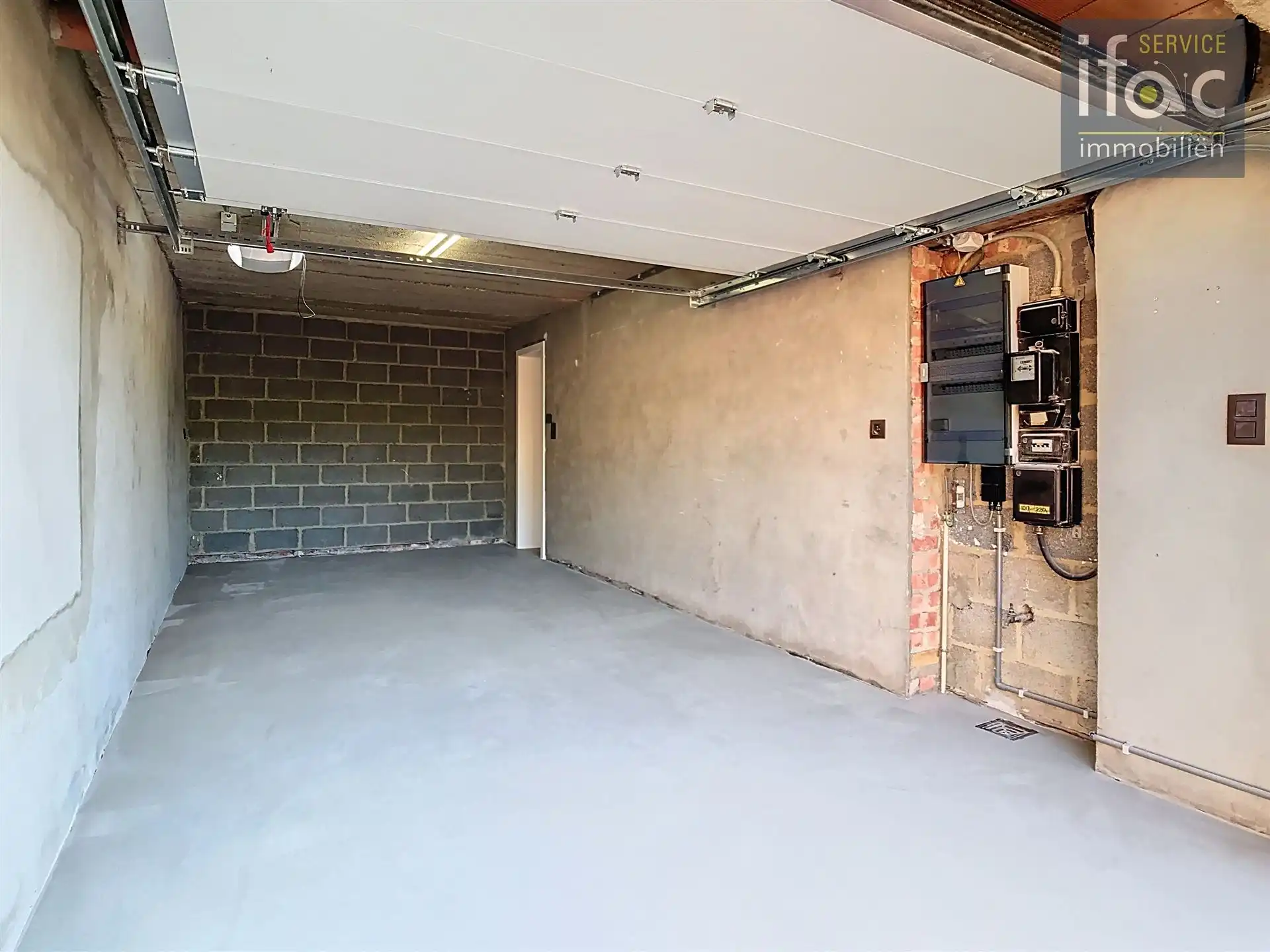 Huis met 4 slaapkamers, tuin en garage foto 10