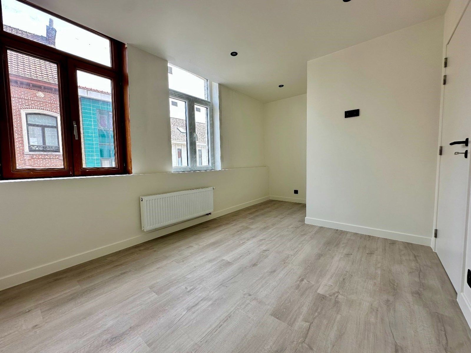 TE KOOP - gerenoveerd appartement met 2 slaapkamers op centrale ligging foto 10