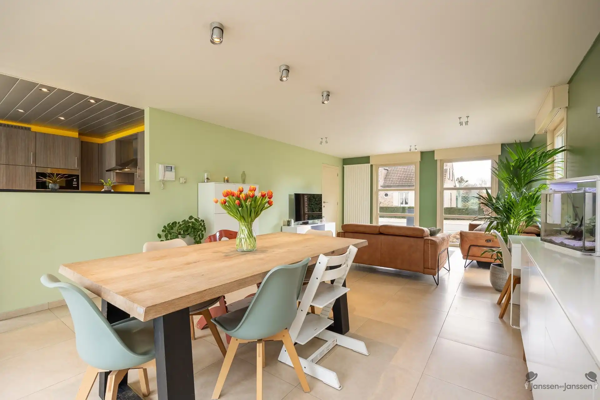 Instapklare open bebouwing met 3 slpkmrs foto 8