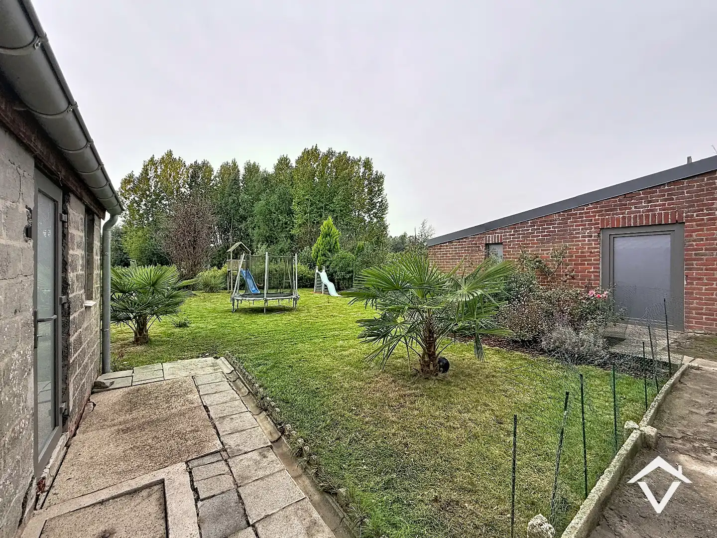 Instapklare woning met 3 slaapkamers, grote tuin en garage te Staden foto 10