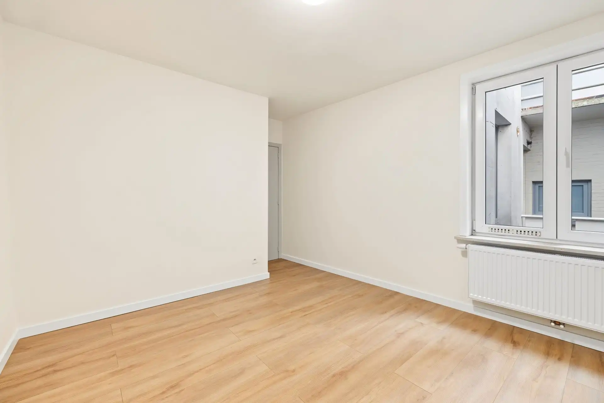 Instapklaar appartement in het hartje Sint-Niklaas foto 10