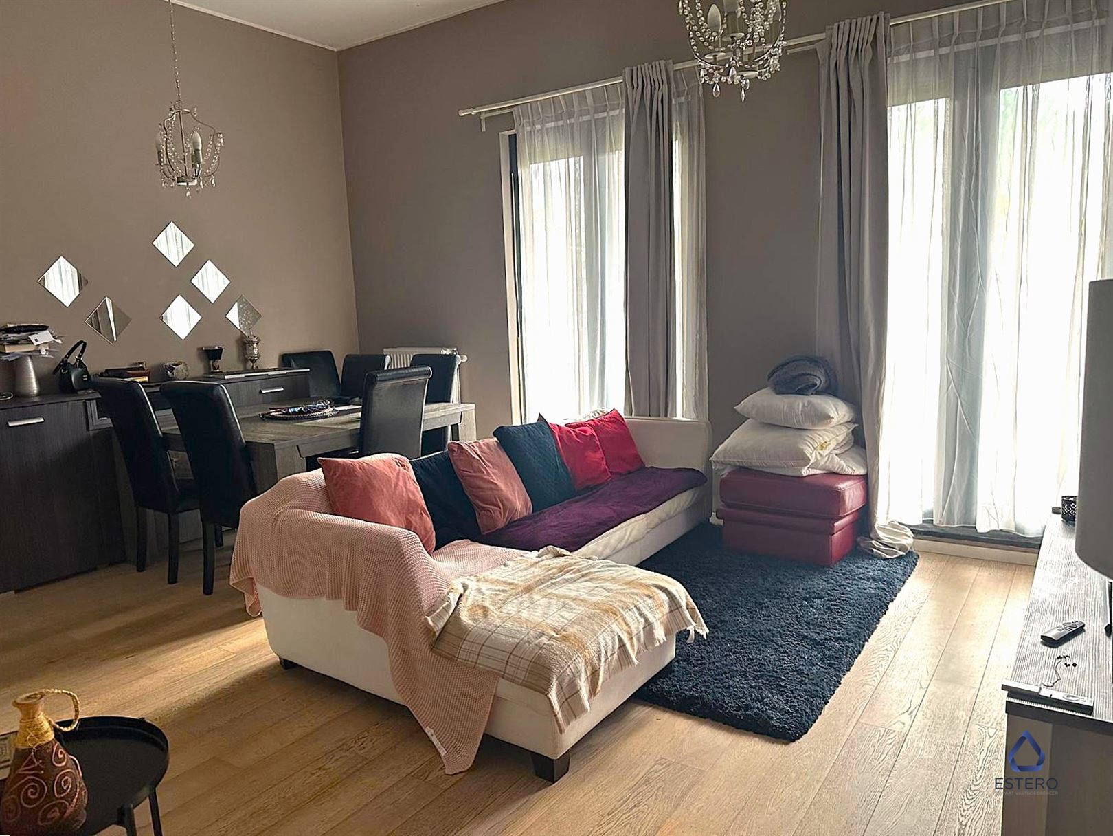 Gelijkvloers appartement met 1 slaapkamer foto 2