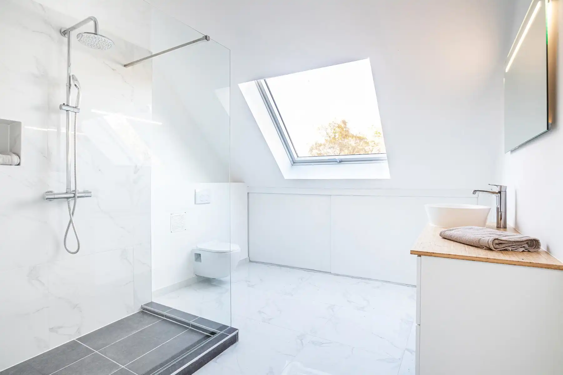 Instapklare, brede woning met uniek groen uitzicht foto 25