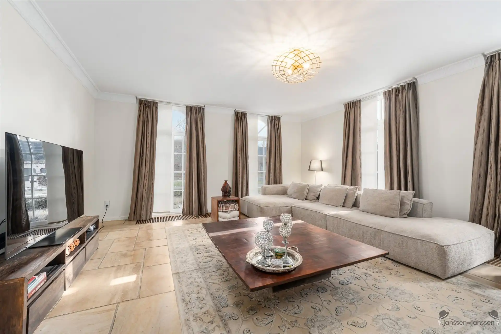 Prachtige villa op een perceel van 1.500m² in het groene Sint-Job. foto 3