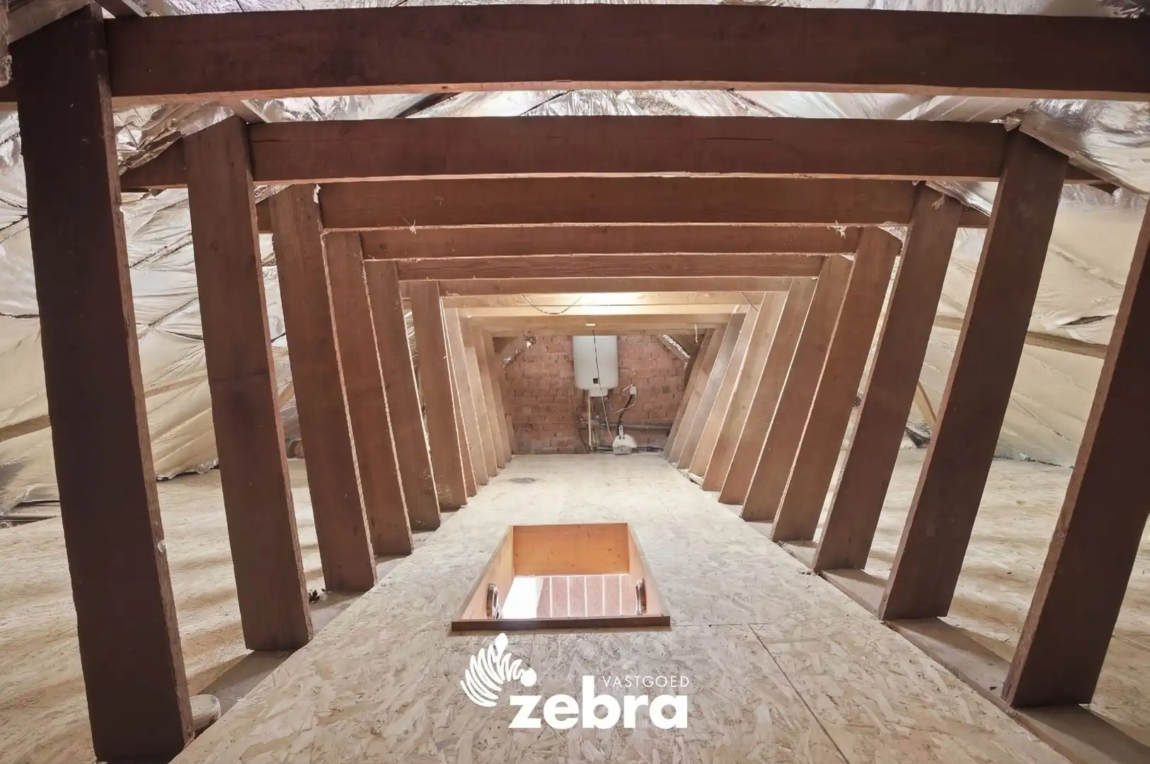 Halfopen bebouwing met 4 slaapkamers op een toplocatie in Tielt! foto 22