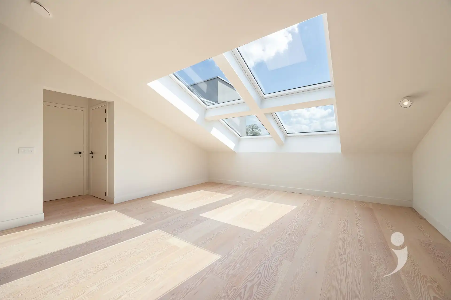 Exclusief gerenoveerd appartement op toplocatie in Leuven foto 2