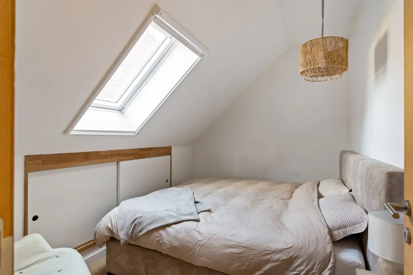 Charmante woning met 3 slpk. en tuin foto 17