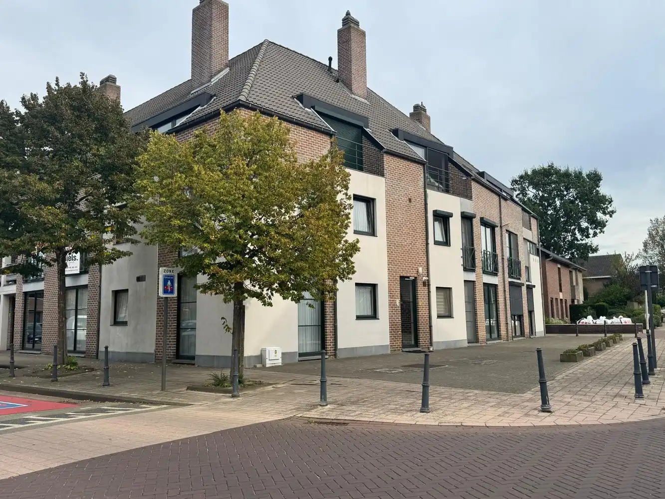 2-slaapkamerapp. te huur foto 2