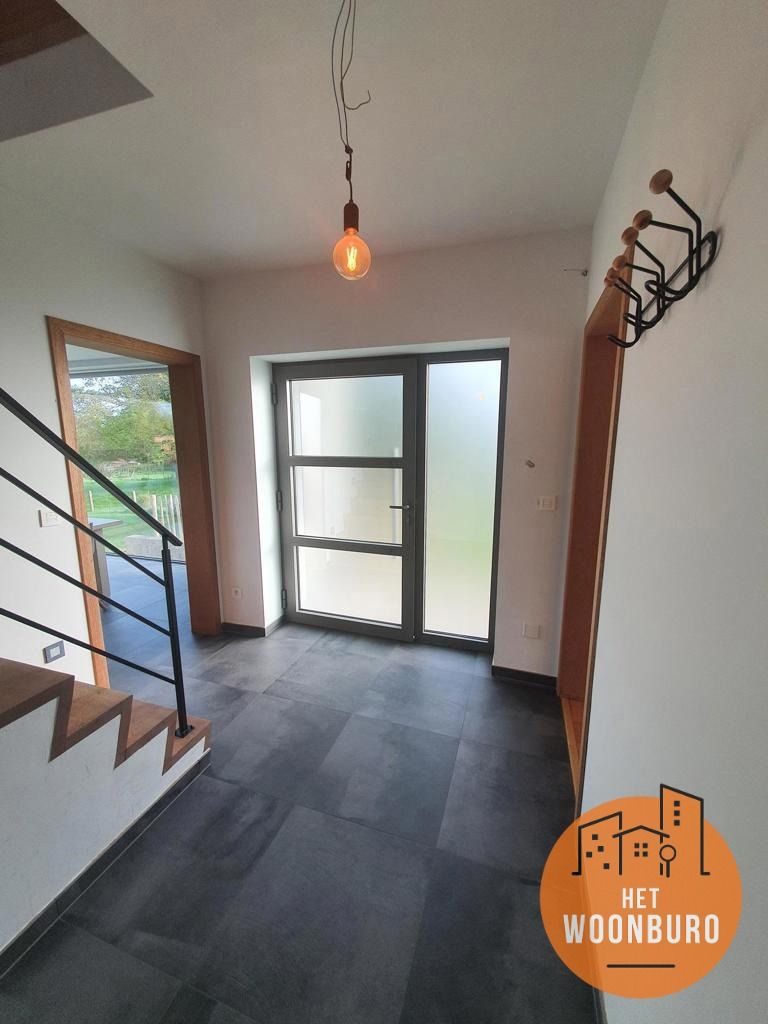 Woning (HOB) met tuin foto 3