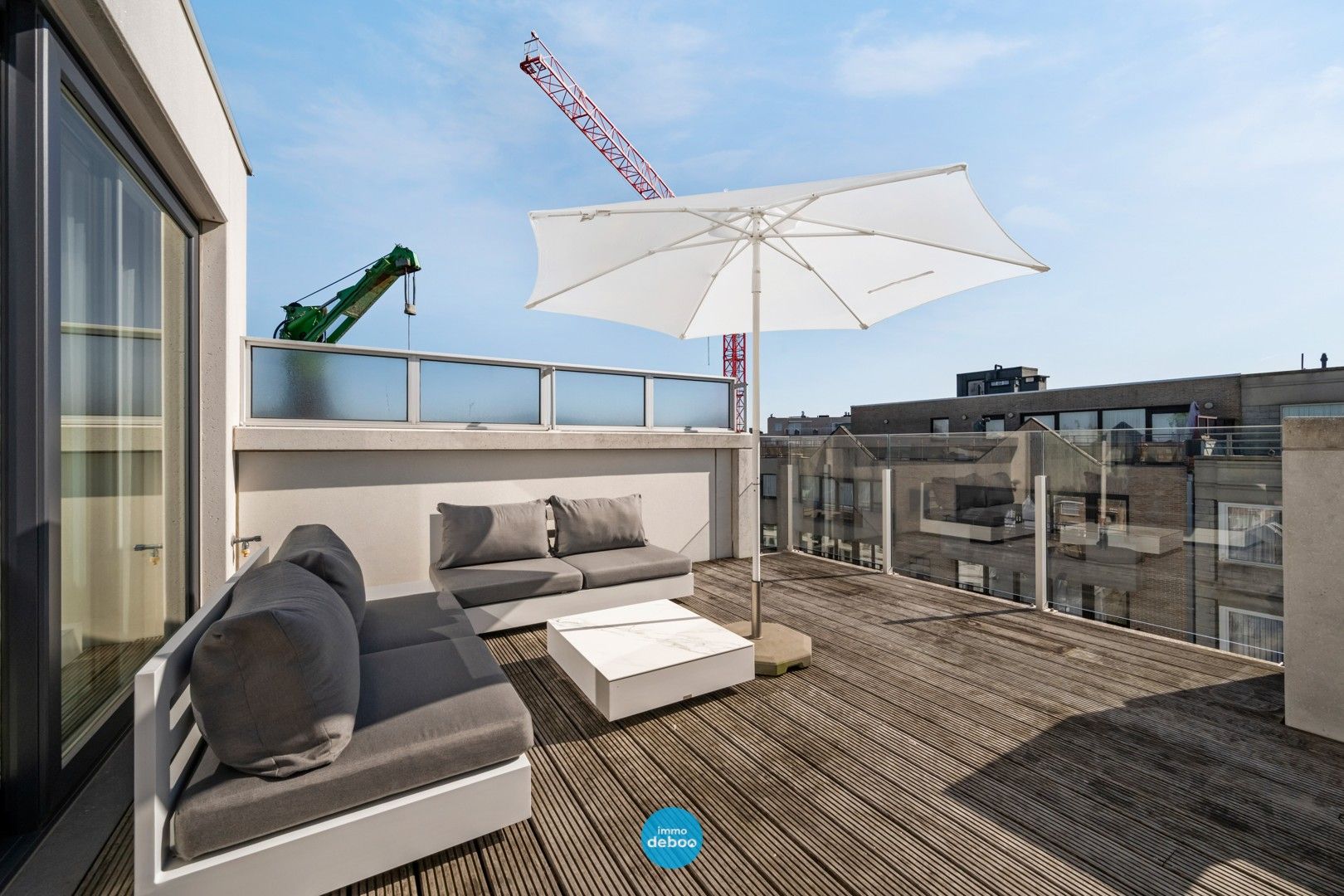 Prachtige penthouse met zonneterrassen foto {{pictureIndex}}