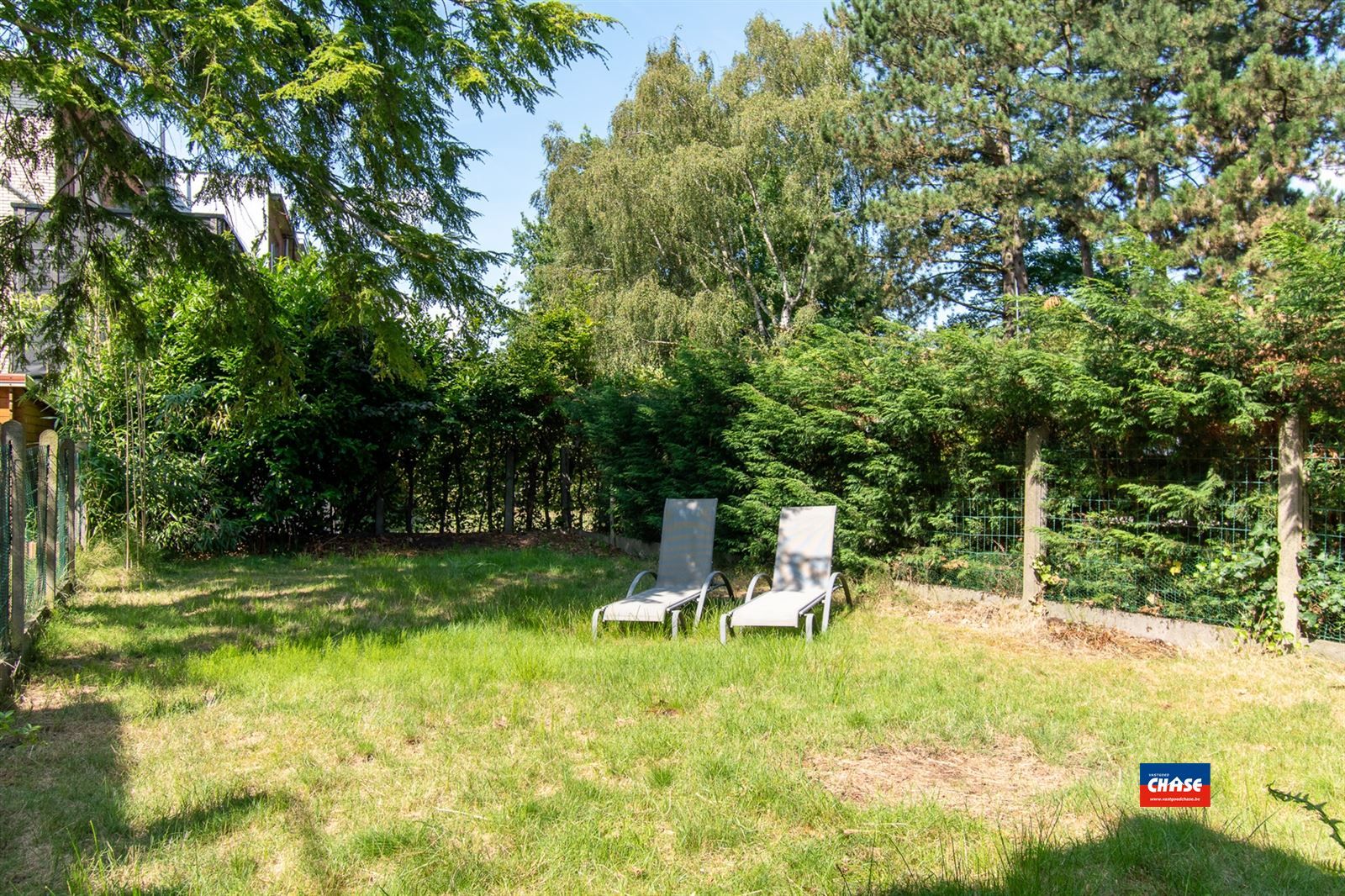 Bel-étage met drie slaapkamers en tuin foto 20