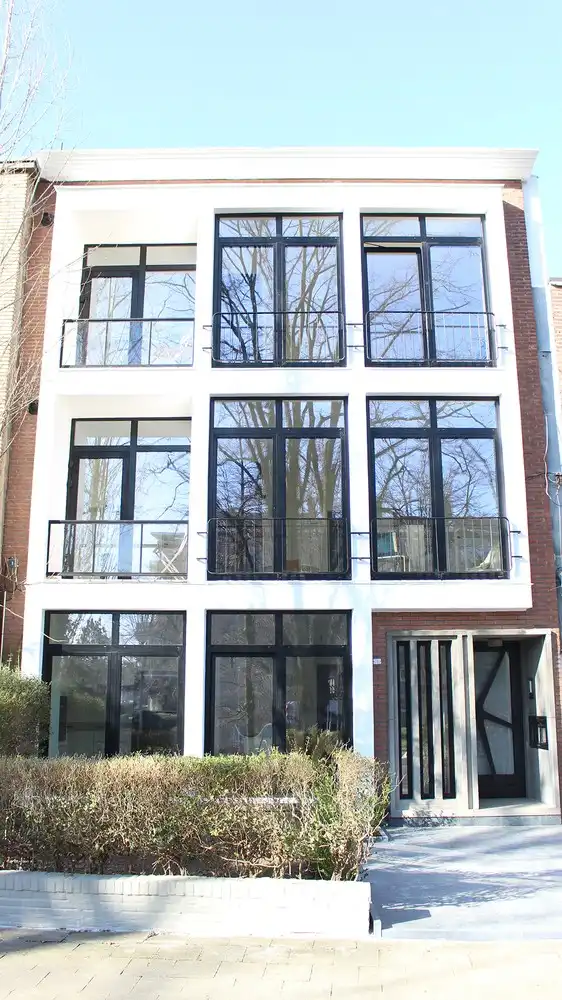 Prachtig 1-slaapkamer appartement in stijlvol gerenoveerd gebouw op toplocatie te Mortsel foto 12